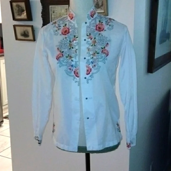 Vintage Embroidered Asian Blouse Small - Picture 2 of 8